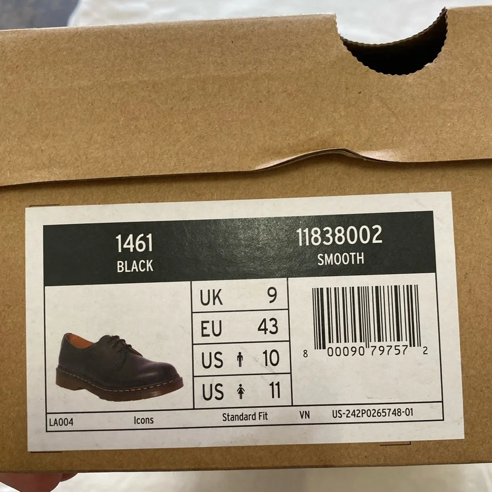 NIB Dr. Martens 1461 Unisex Black Leather Oxfords Yellow Stitching Standard Fit - Picture 9 of 10